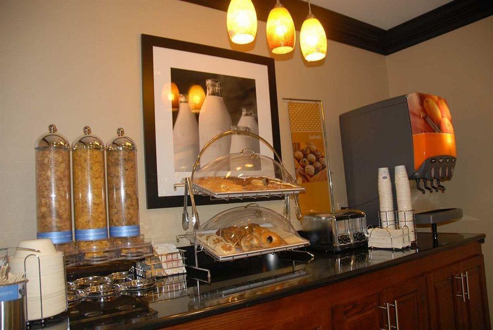 Hampton Inn - Monticello Restaurace fotografie